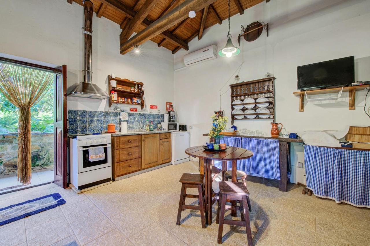 Casa Do Moinho Rural Campo E Praia , 9 Pessoas, Animais Benvindos Espinho  Exterior foto